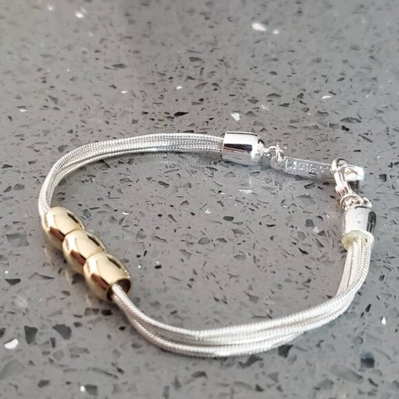 Napier Signed Vintage 3 Strand Silver tone and Gold tone Bead Bracelet - Picture 2 of 9